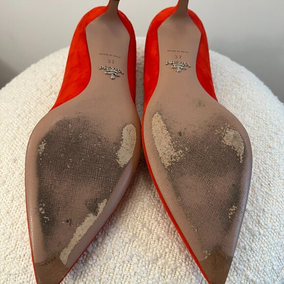 Prada Red Suede Pointed Toe Kitten Heels - Size 37 - Picture 6 of 6